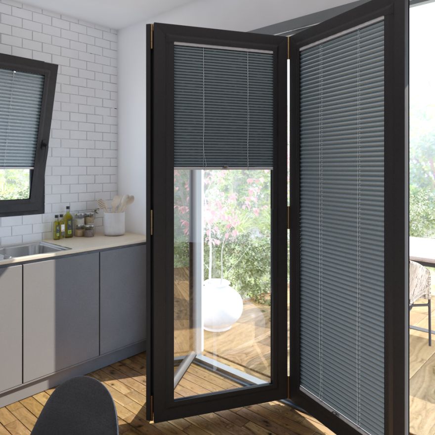 Kingston Flint Pleated Perfect Fit